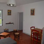 Mas Du Pont شقة